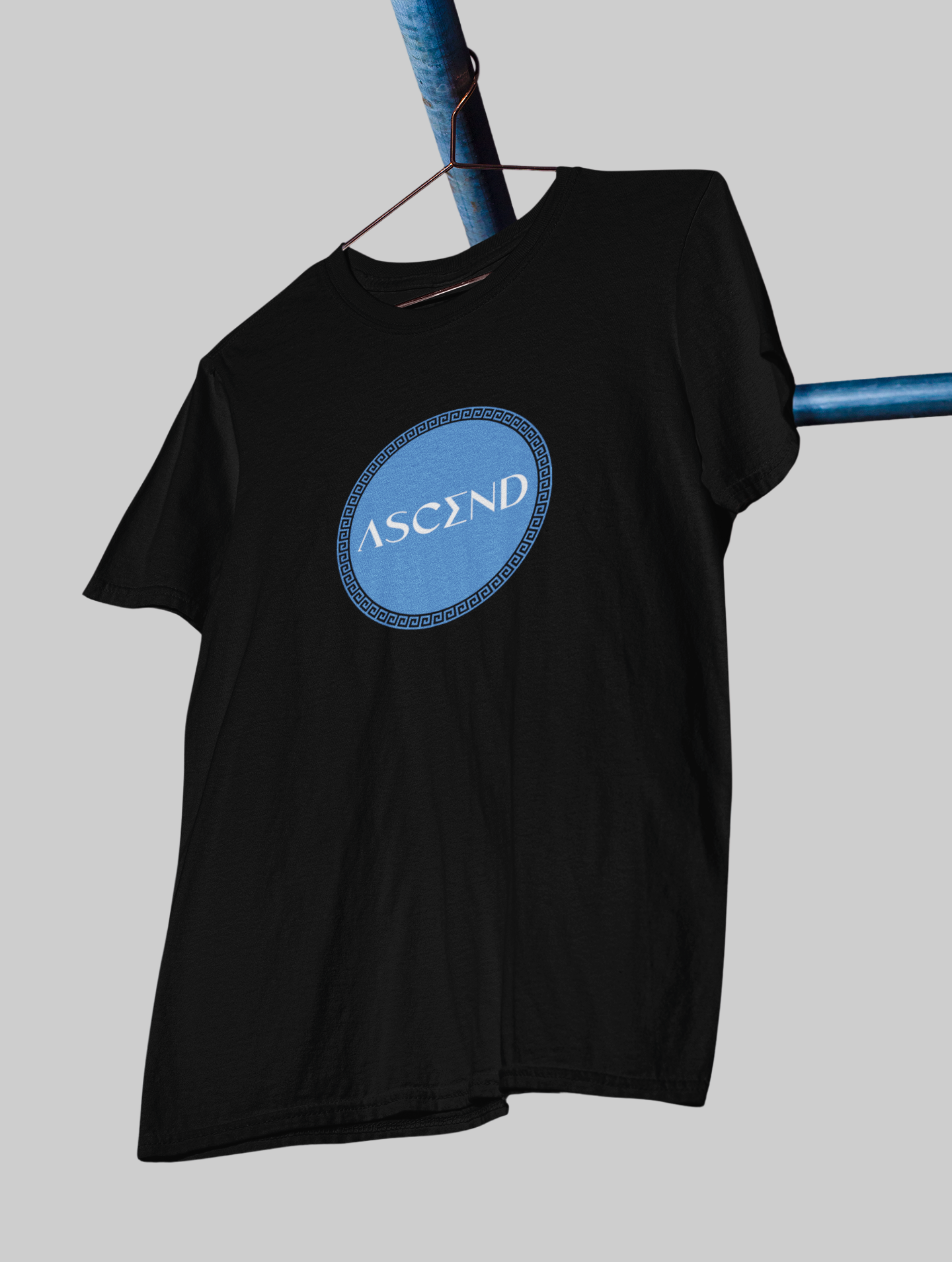 Camiseta Premium Ornamento Azul logo branco - Preta